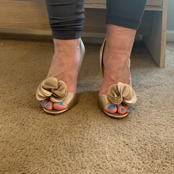 Badgley Mischka Heels - Picture 4 of 6